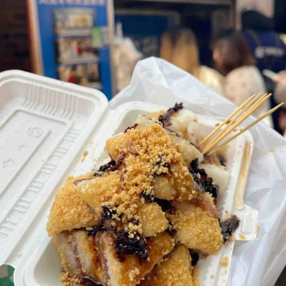 Xi'an Twlight 3hr Local Food Tour&Halal Snacks |Optional Muslim Guide &Shadow  Show