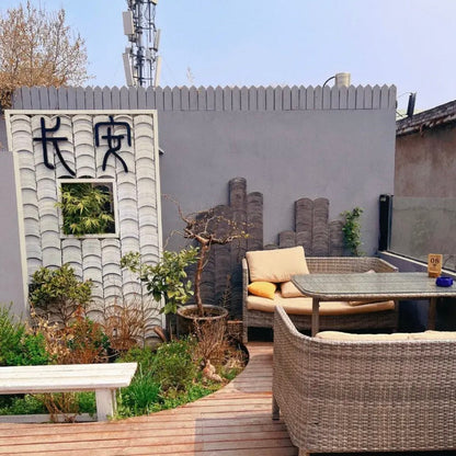 Storyteller of the City • Xi'an City Wall & Shuncheng Alley Historical Walk