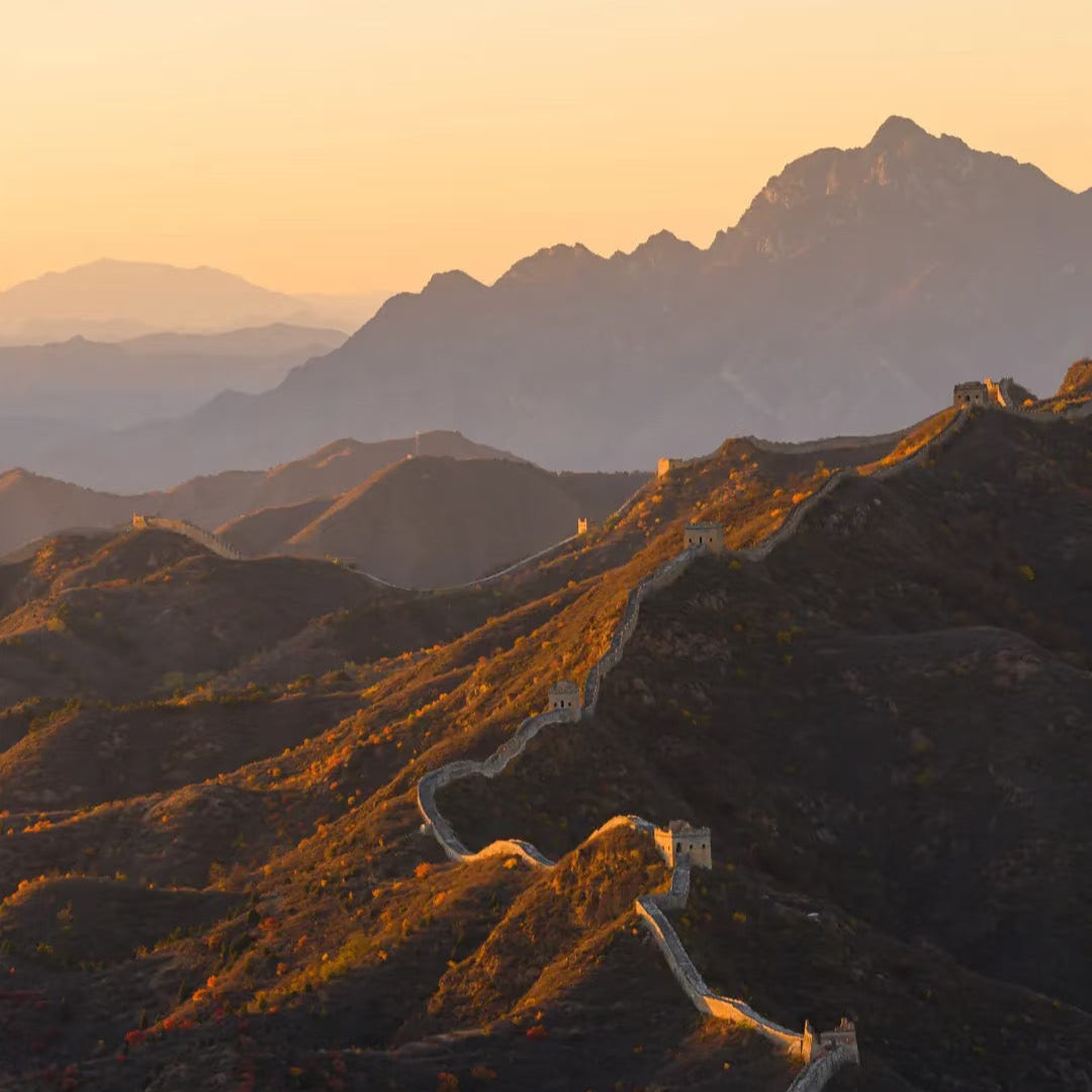 Beijing Night Tour - Simatai Great Wall+Gubei Water Town｜Small Group With Round-trip Transfer